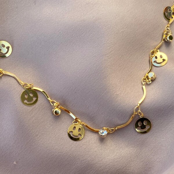Gülen Yüz Figürlü Choker - Fi Season
