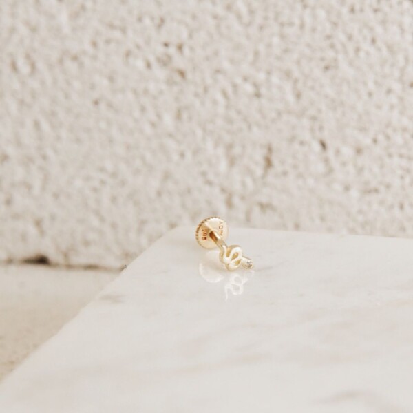 Minik Yılan Tragus Piercing | 14 Ayar Altın - 