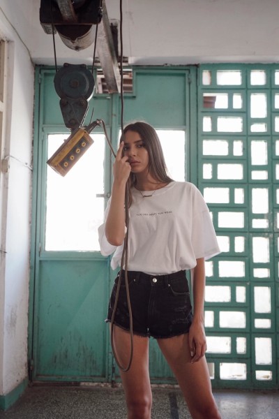 Fi Season - You Are What You Wear Tişört